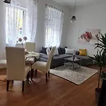 Apartmenthaus Gratzer 아파트